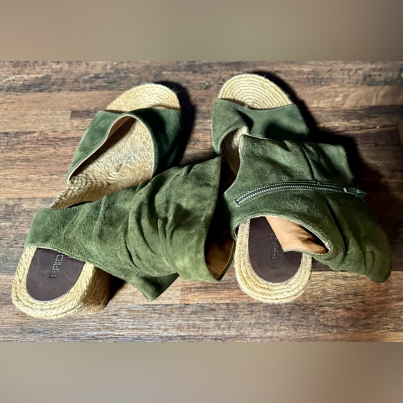 Eric Michael Olive Green Suede Espadrille Sandals Size 39 9 - Picture 12 of 13